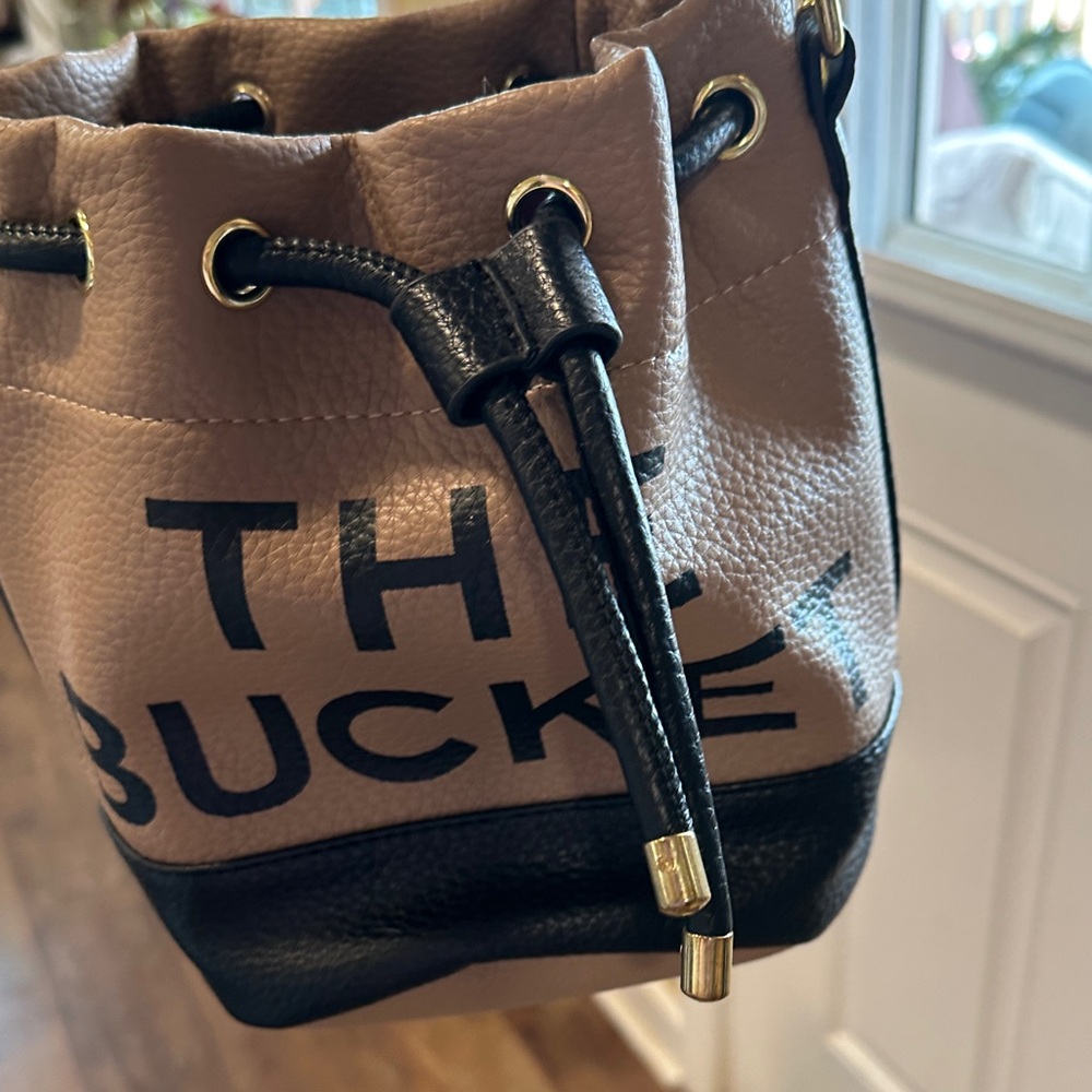 Chic Black and Tan Bucket Bag